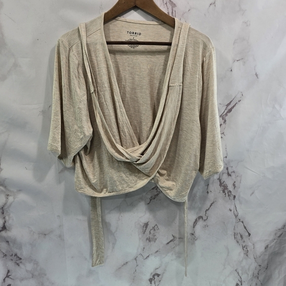 Torrid Wrap Womens 3 3X Tan Swim Cover Up Cardigan Knit Tie Crop Active Short - Picture 1 of 10